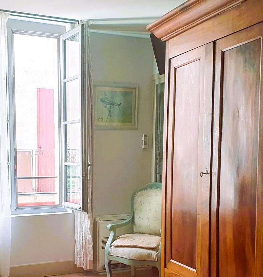 La Petite Hostellerie 于泽斯 外观 照片